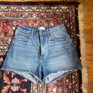 Abercrombie Ultra High Rise Mom Shorts size 30